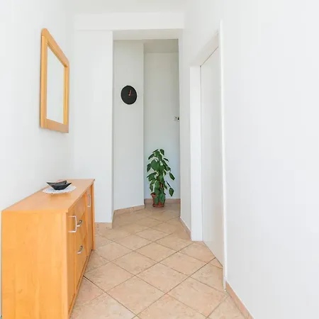 Apartment Toni *